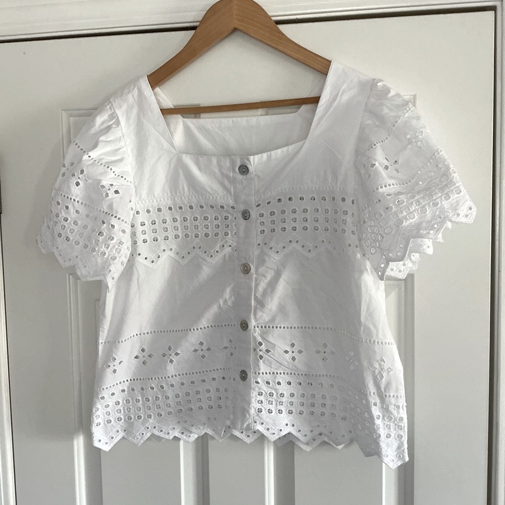 Nicole Miller Embroidered White Eyelet Cotton Button-Up Top S